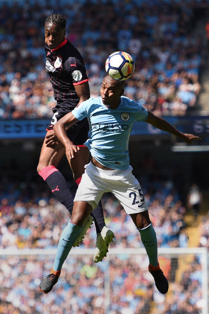 王大雷惹众怒,球迷表示泰山队庙小容不下你,韩鹏到了立威时候了.