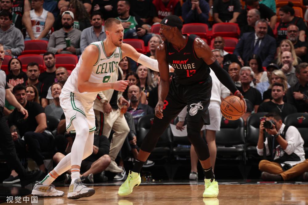 讓球迷鐘情 讓球迷鐘情